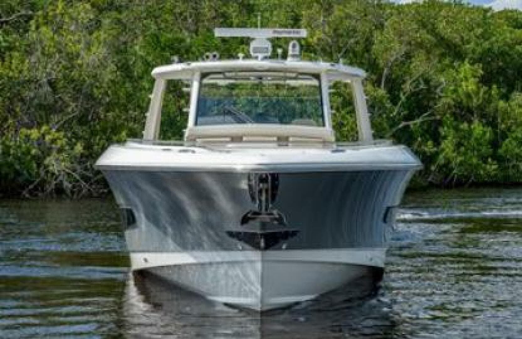 2020 Boston Whaler Outrage