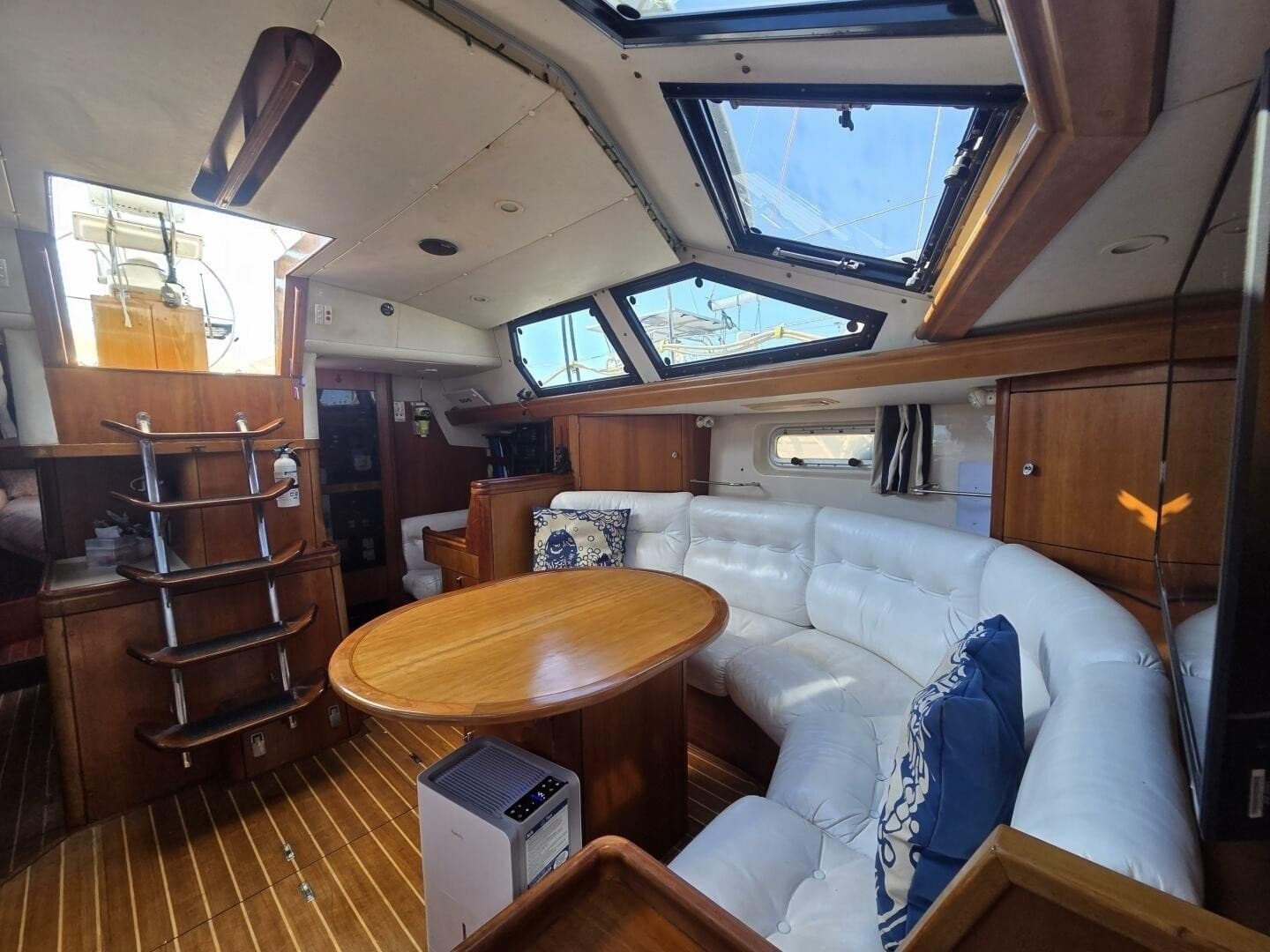 1998 Oyster 485