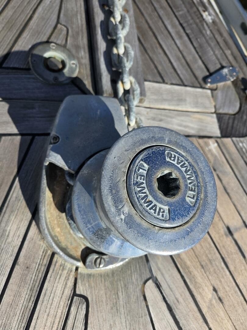 1998 Oyster 485