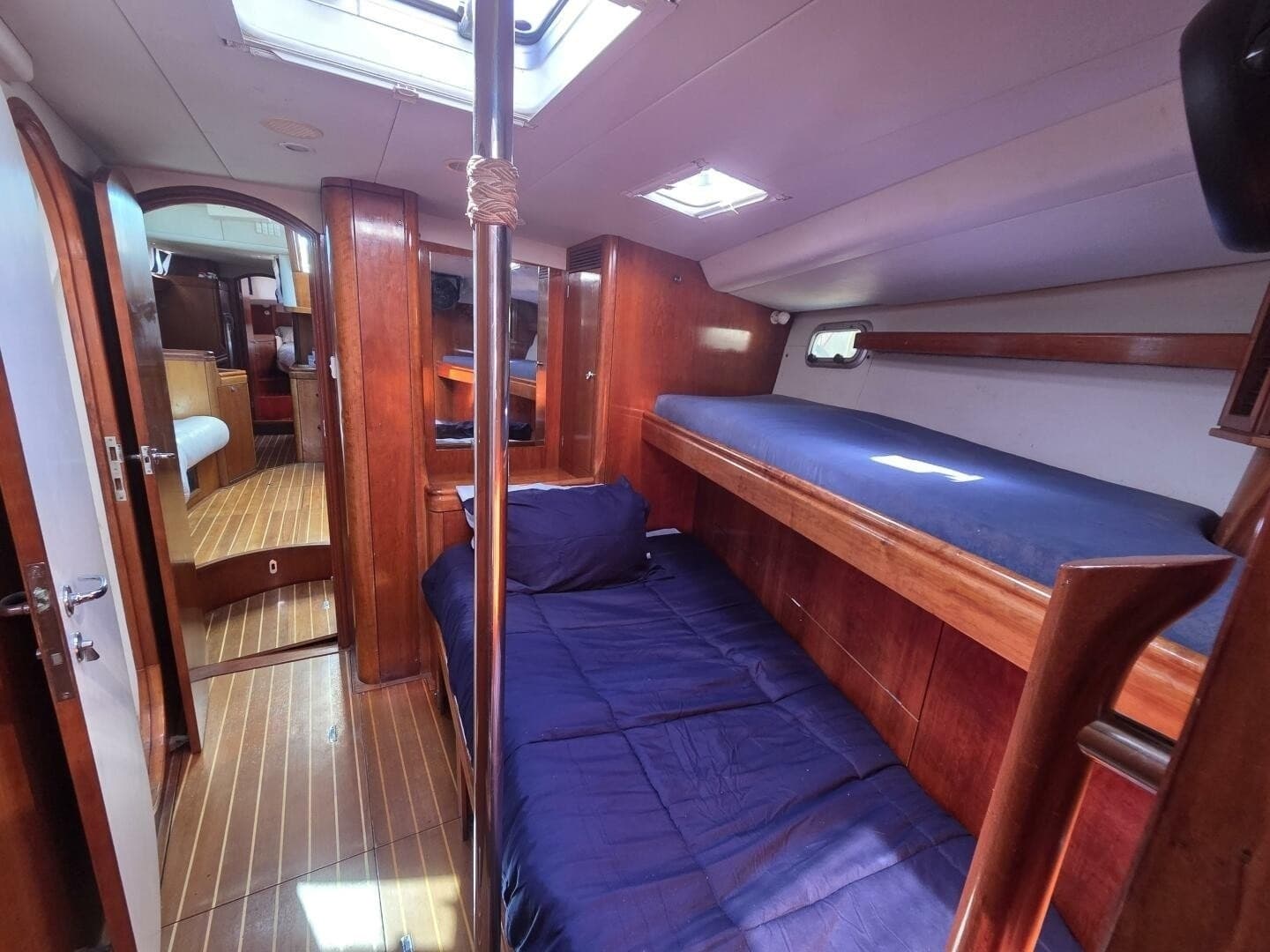 1998 Oyster 485