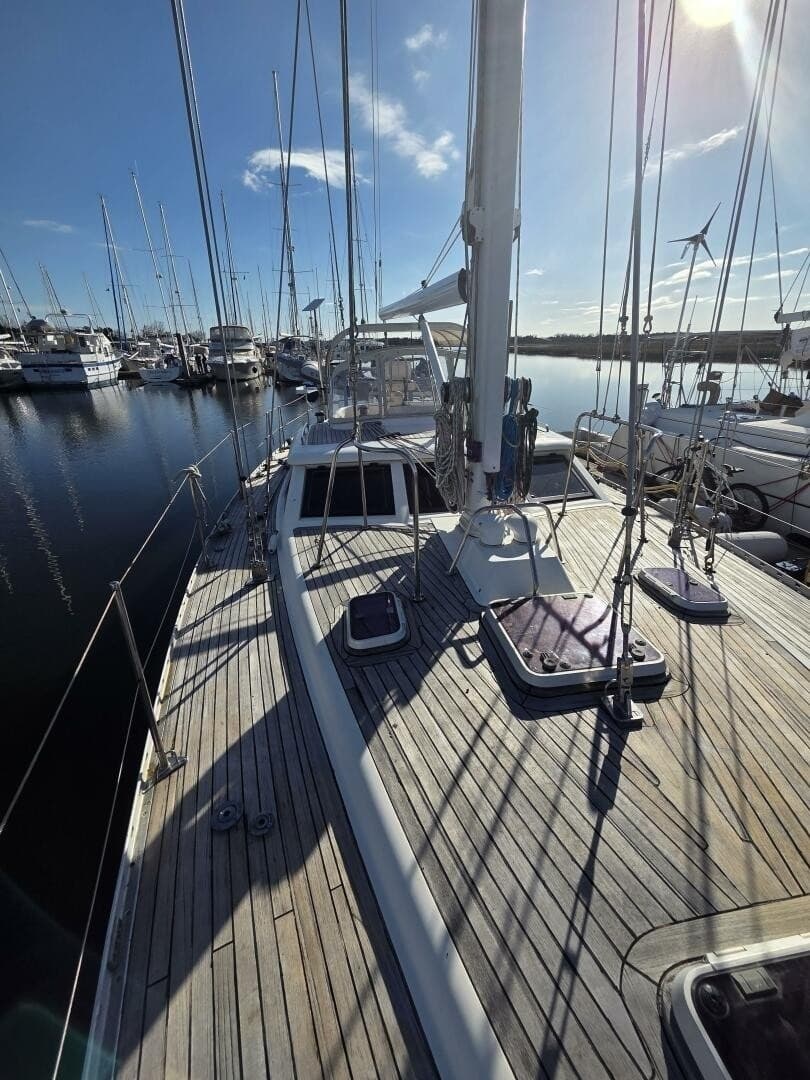1998 Oyster 485