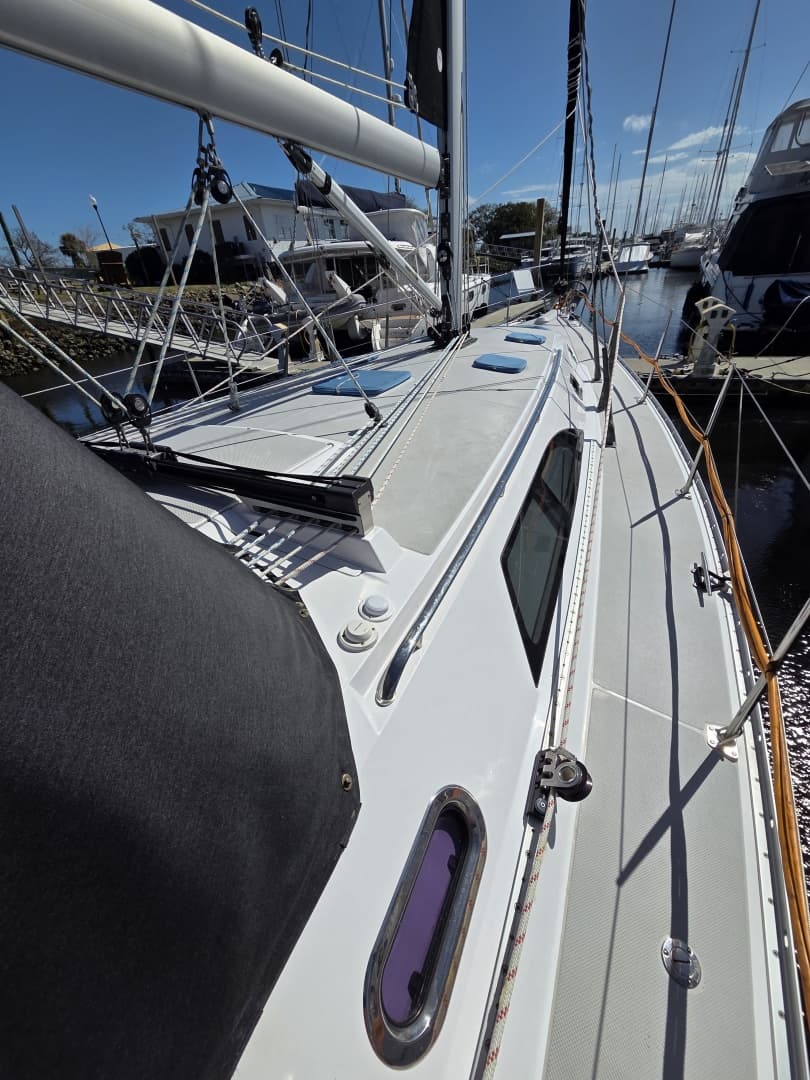 2021 Catalina 445