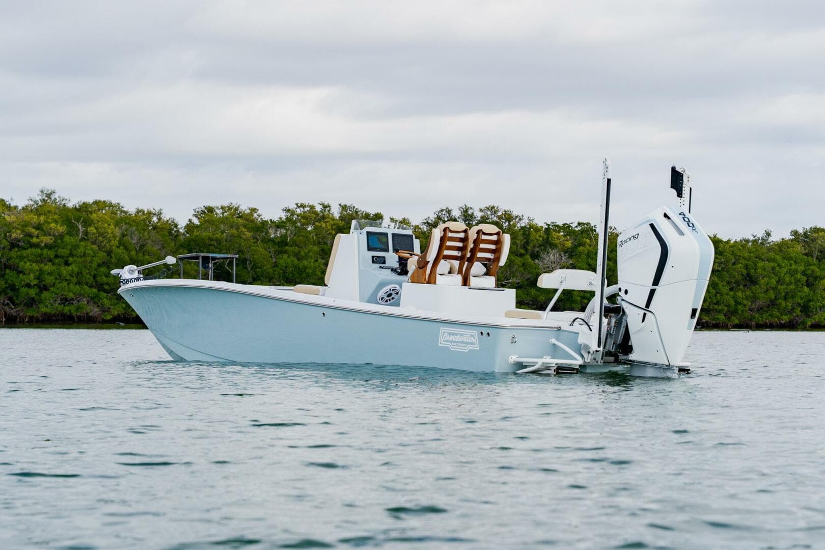 2026 Broadwater Boatworks 25 Bay Cat