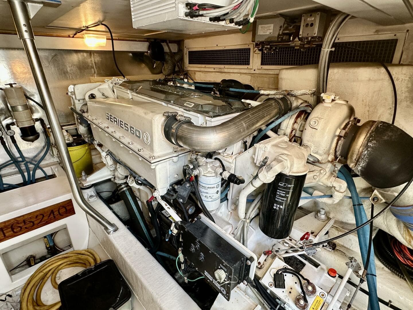 Ocean Yachts 50 GOLD COAST - Engine Room