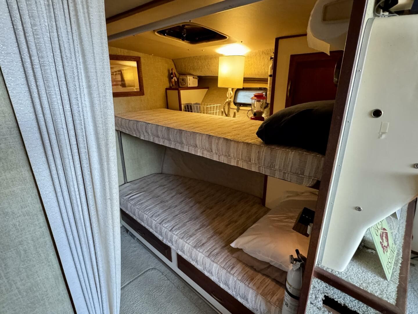 1979 Silverton 34 Convertible