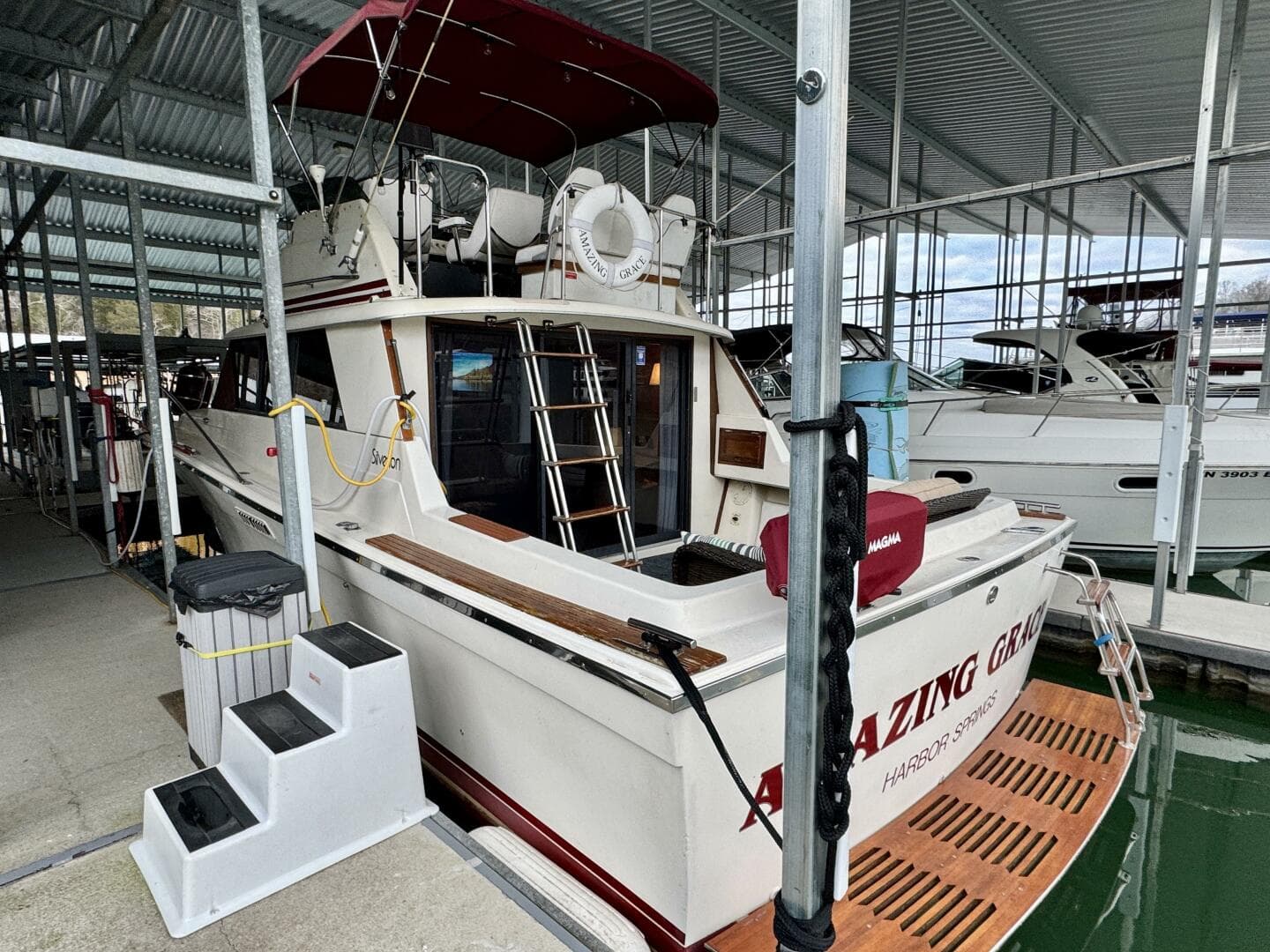 1979 Silverton 34 Convertible