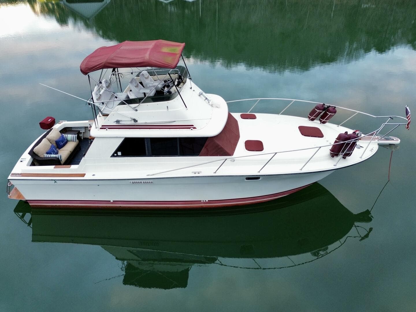 1979 Silverton 34 Convertible