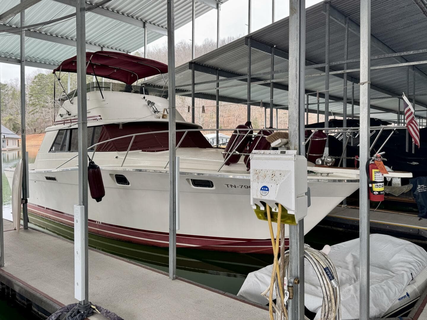 1979 Silverton 34 Convertible