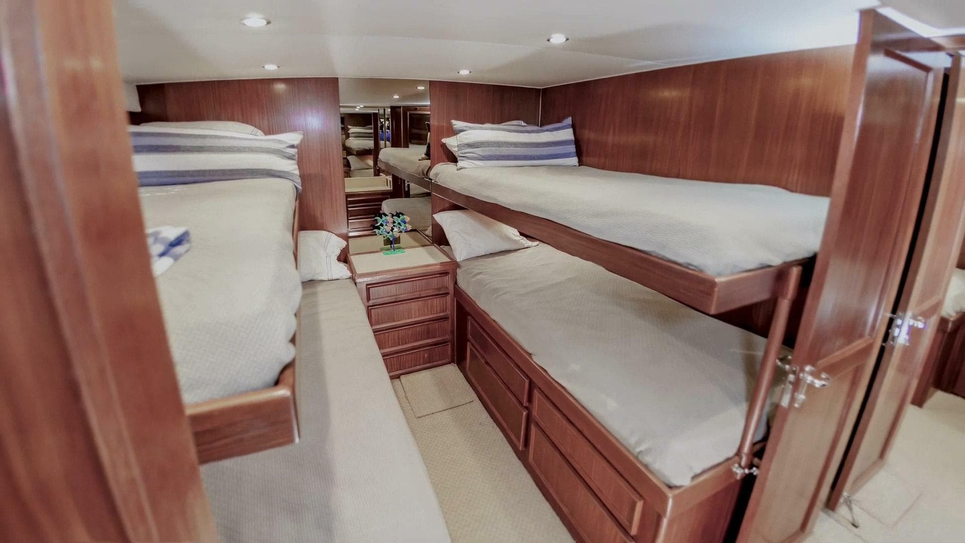 1980 Hatteras Motoryacht