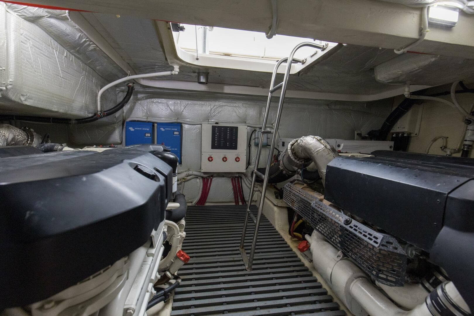 2019 Tiara Yachts C49 Coupe Engine Room (2)