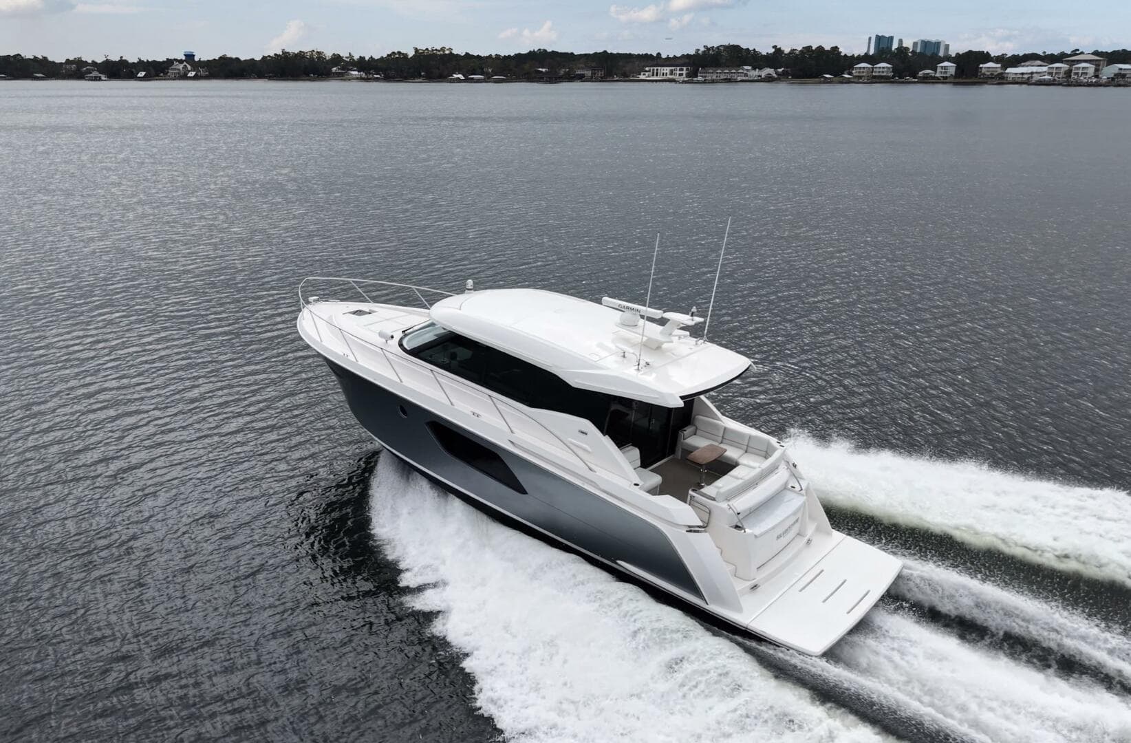 2019 Tiara Yachts C49 Coupe Exterior Profiles (10)