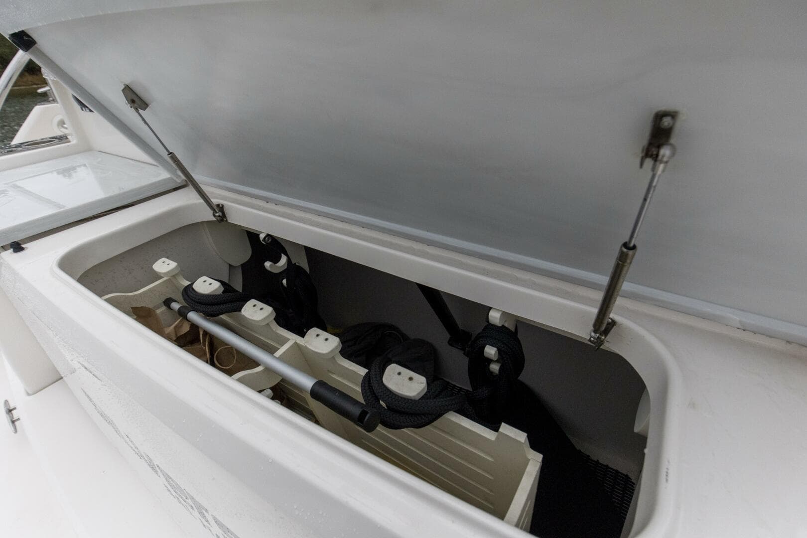 2019 Tiara Yachts C49 Coupe Swim Platform (1)