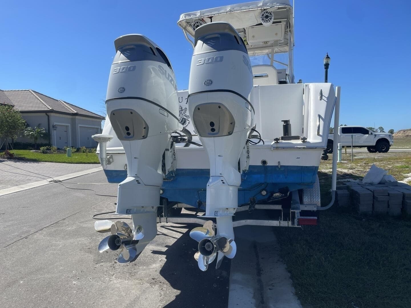 2004 Pro-Line 30 Express Walkaround