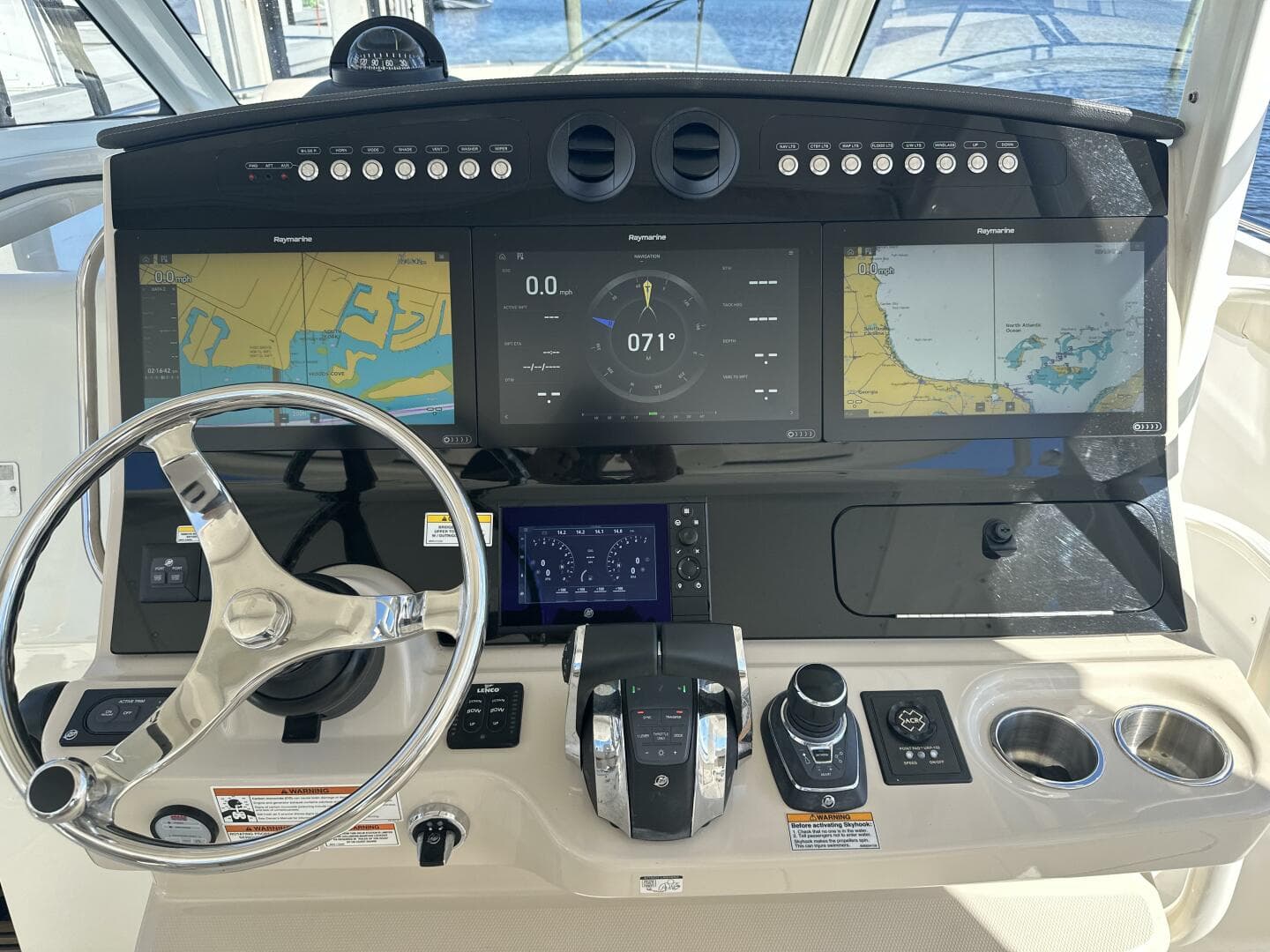2020 Boston Whaler 420 Outrage