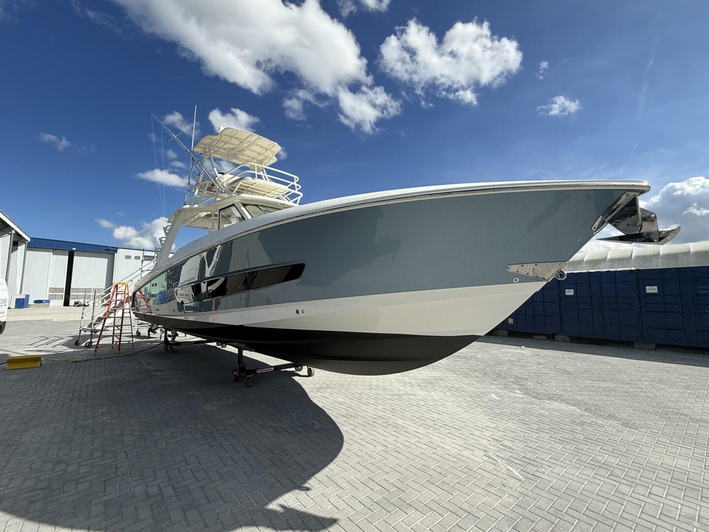 2020 Boston Whaler 420 Outrage