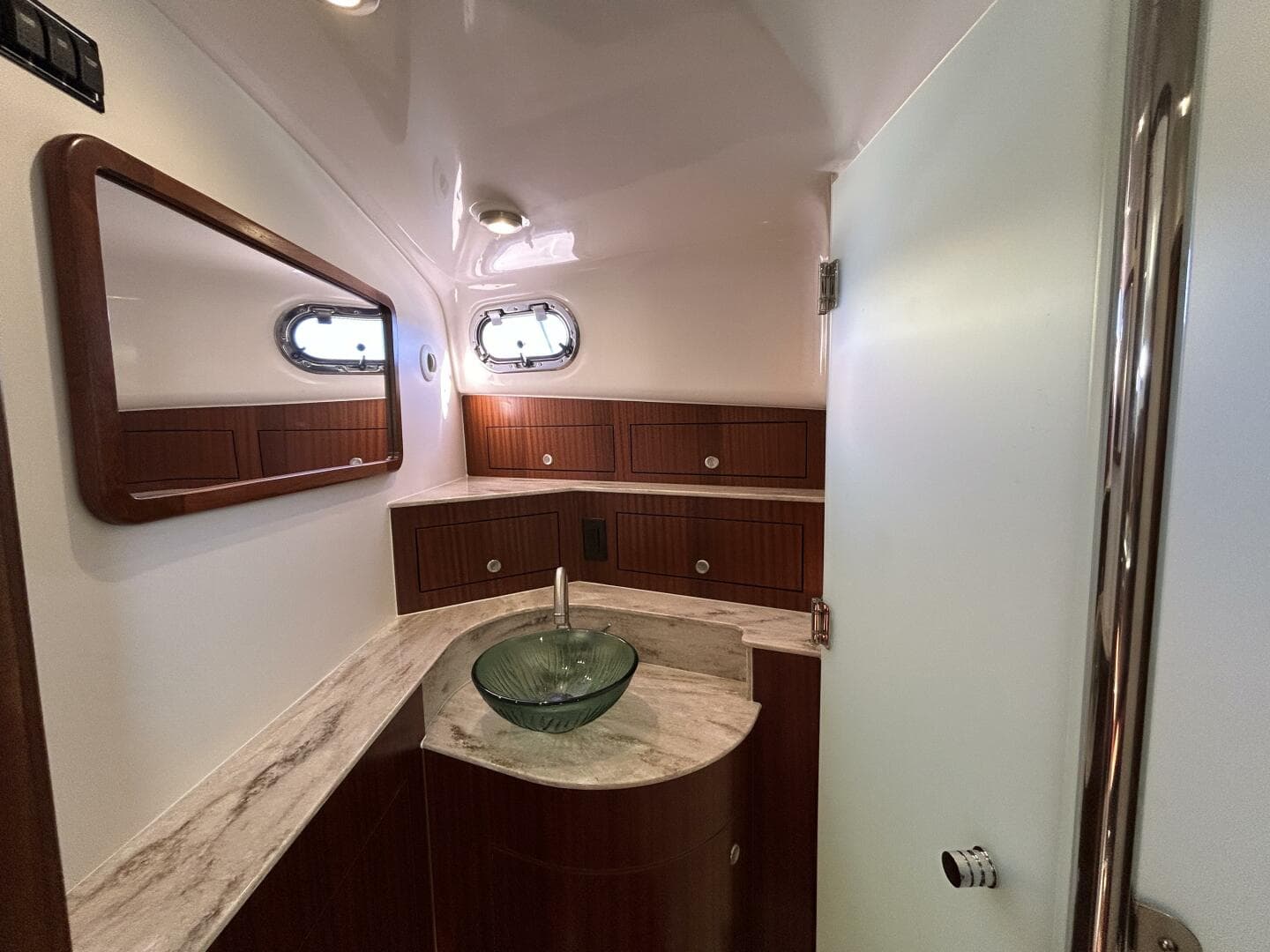 2018 Pursuit OS 385 Offshore