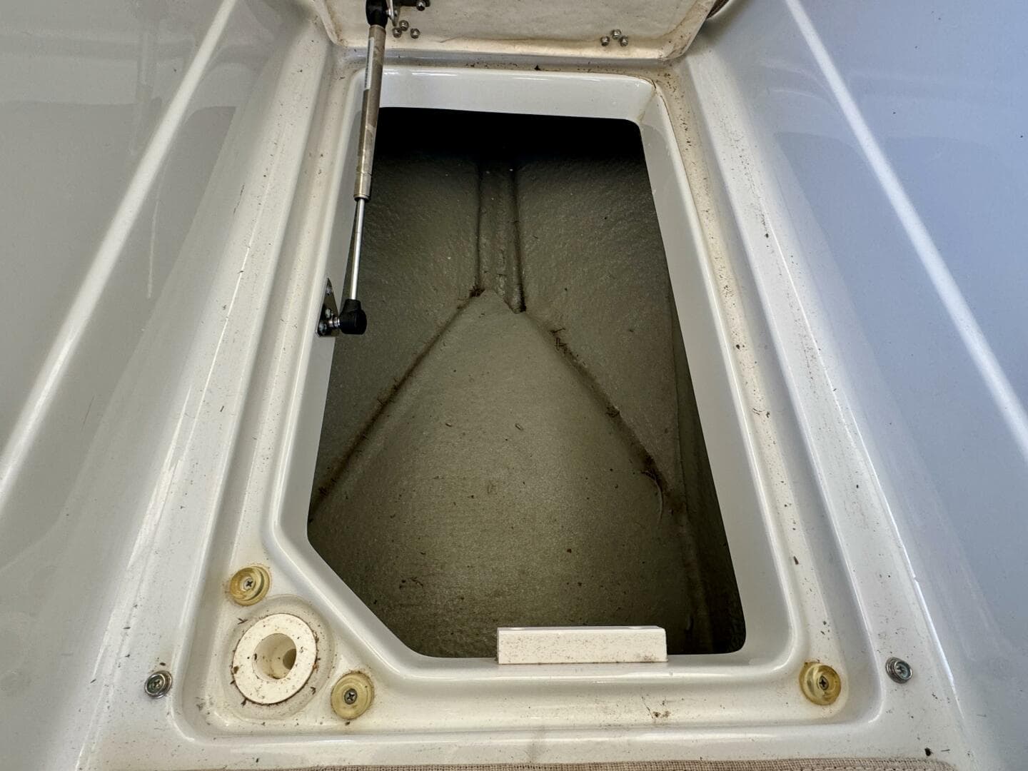 2016 Crownline Eclipse E4