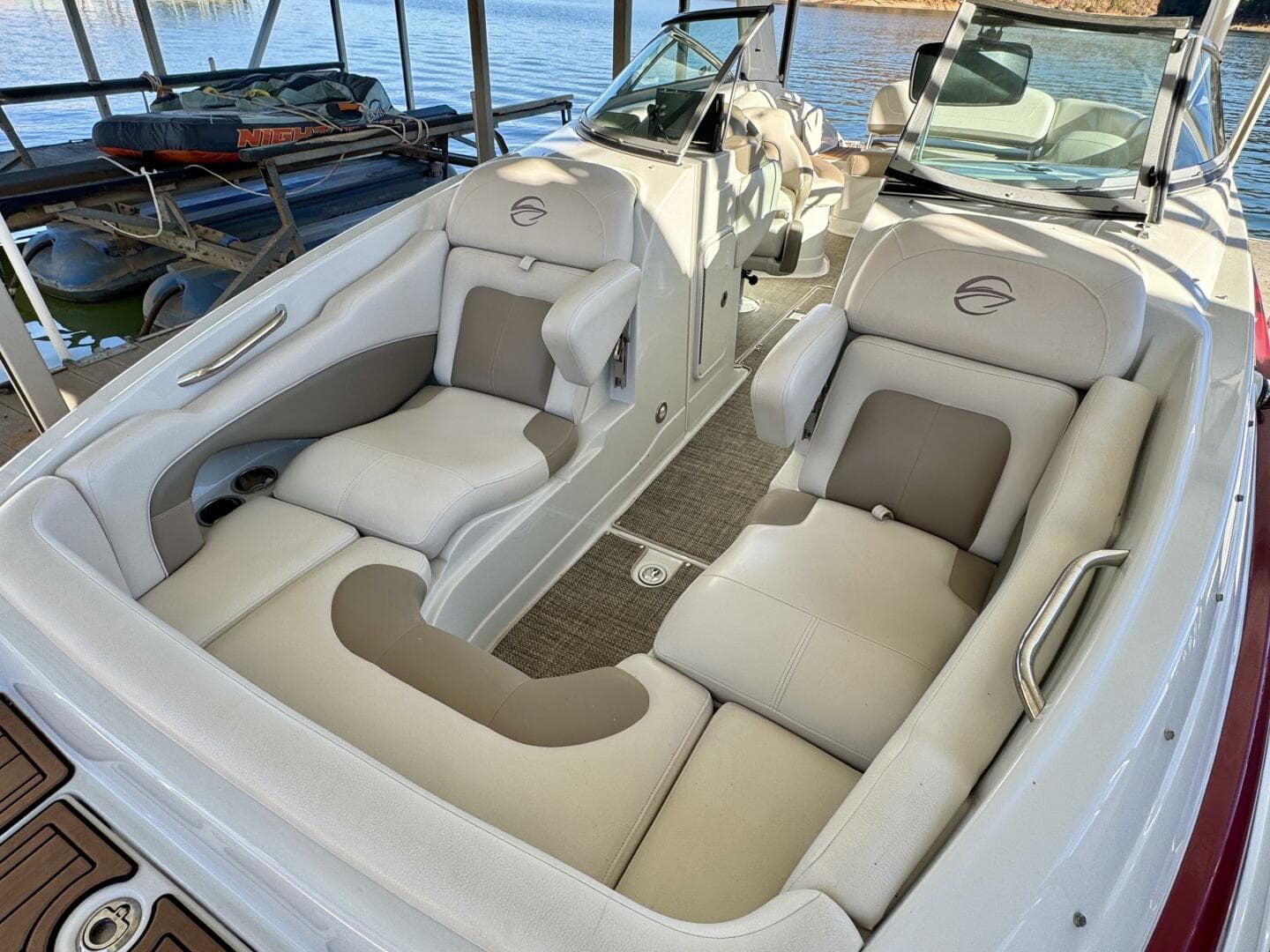 2016 Crownline Eclipse E4