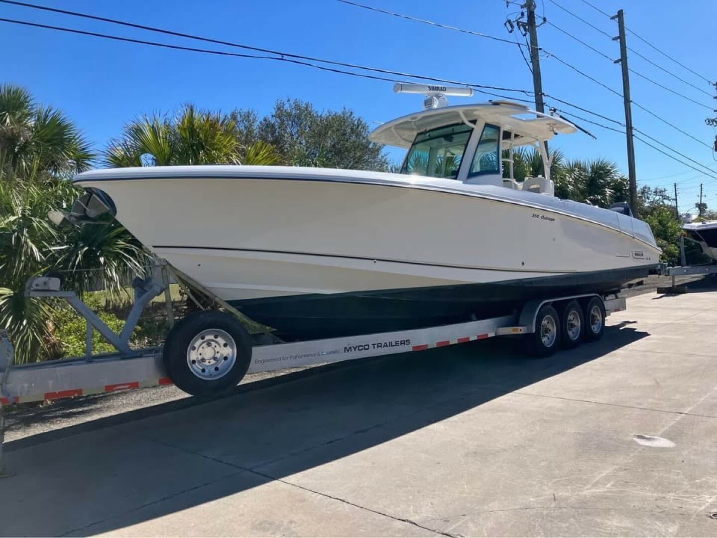 2016 Boston Whaler 350 Outrage