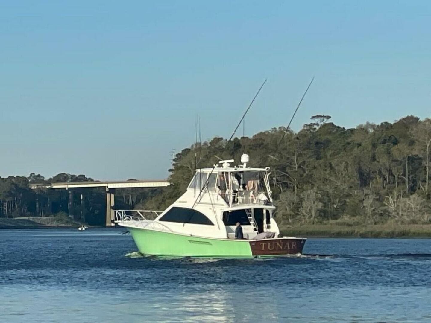 Ocean Yachts 56 TUNAR - Exterior