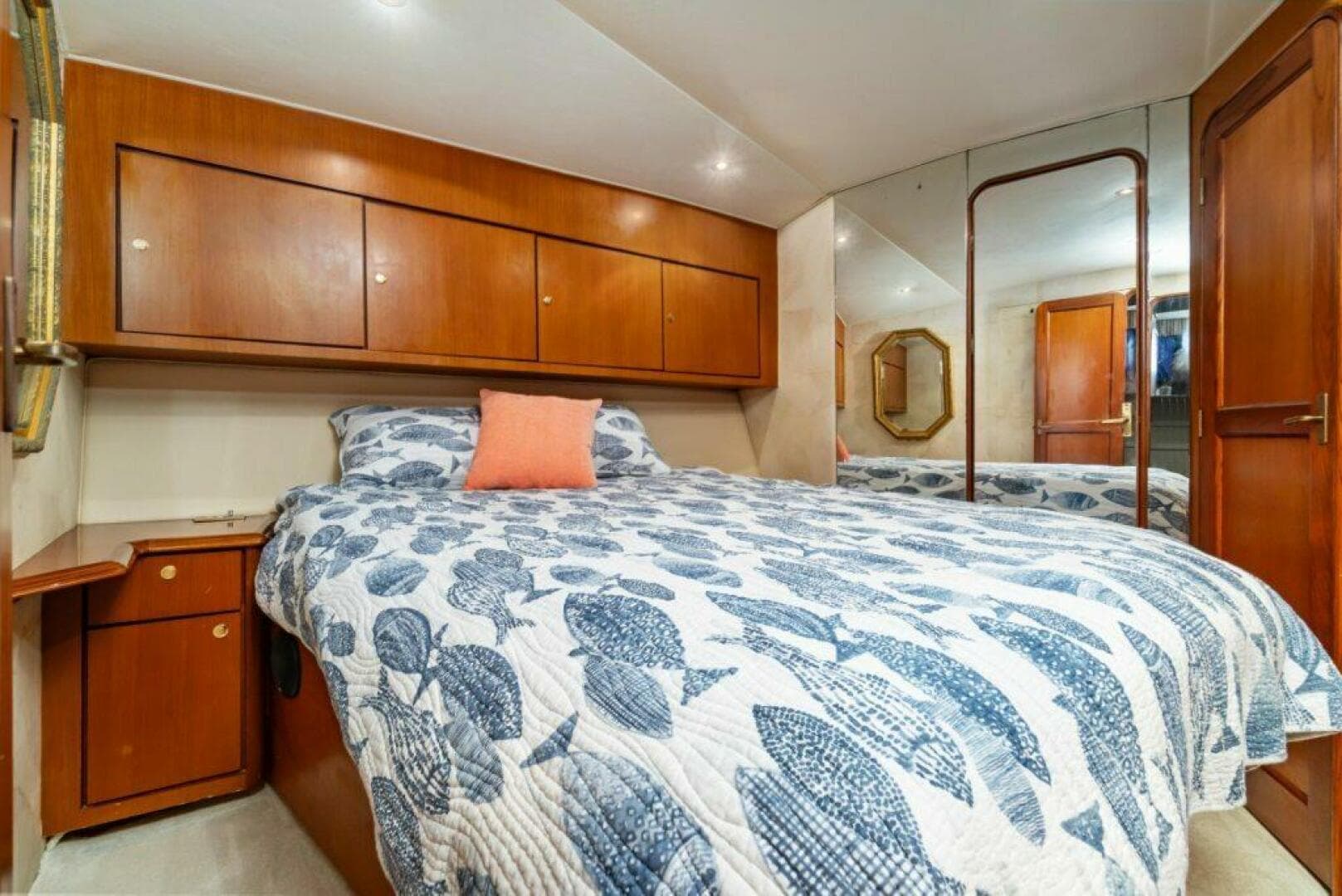Ocean Yachts 56 TUNAR - Guest Stateroom