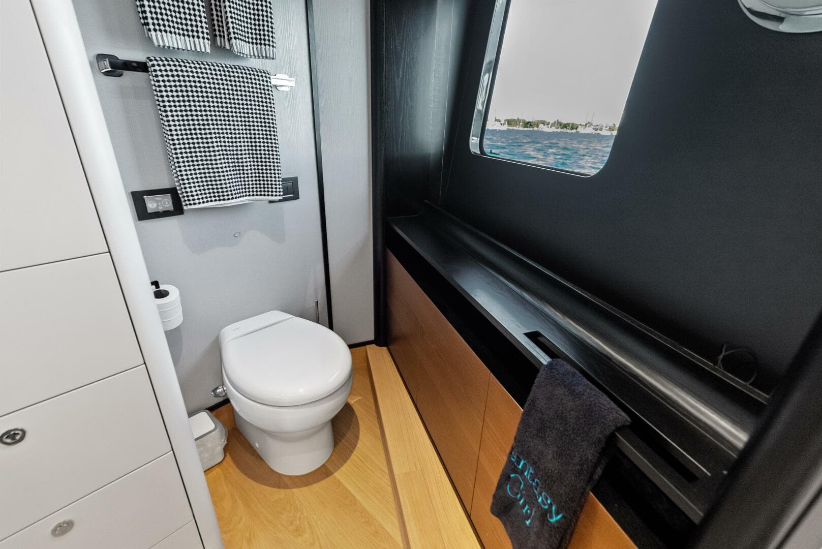 2025 Absolute 75 Navetta