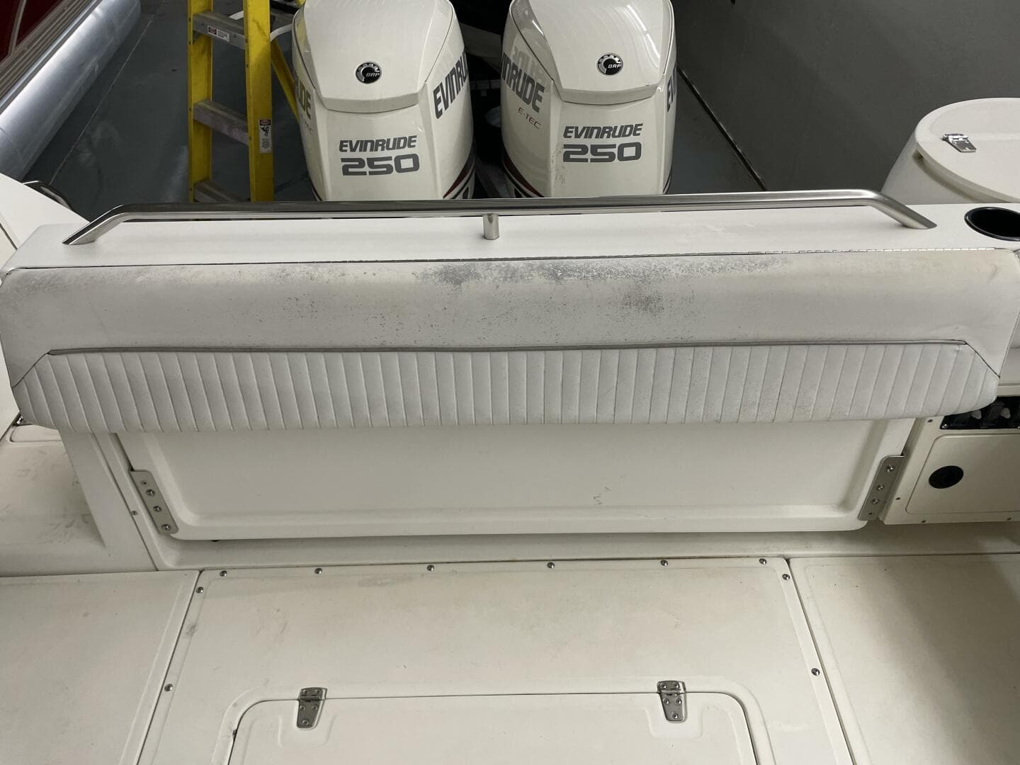 2000 Boston Whaler 280 Conquest