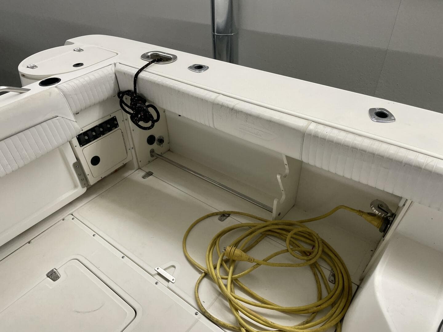 2000 Boston Whaler 280 Conquest