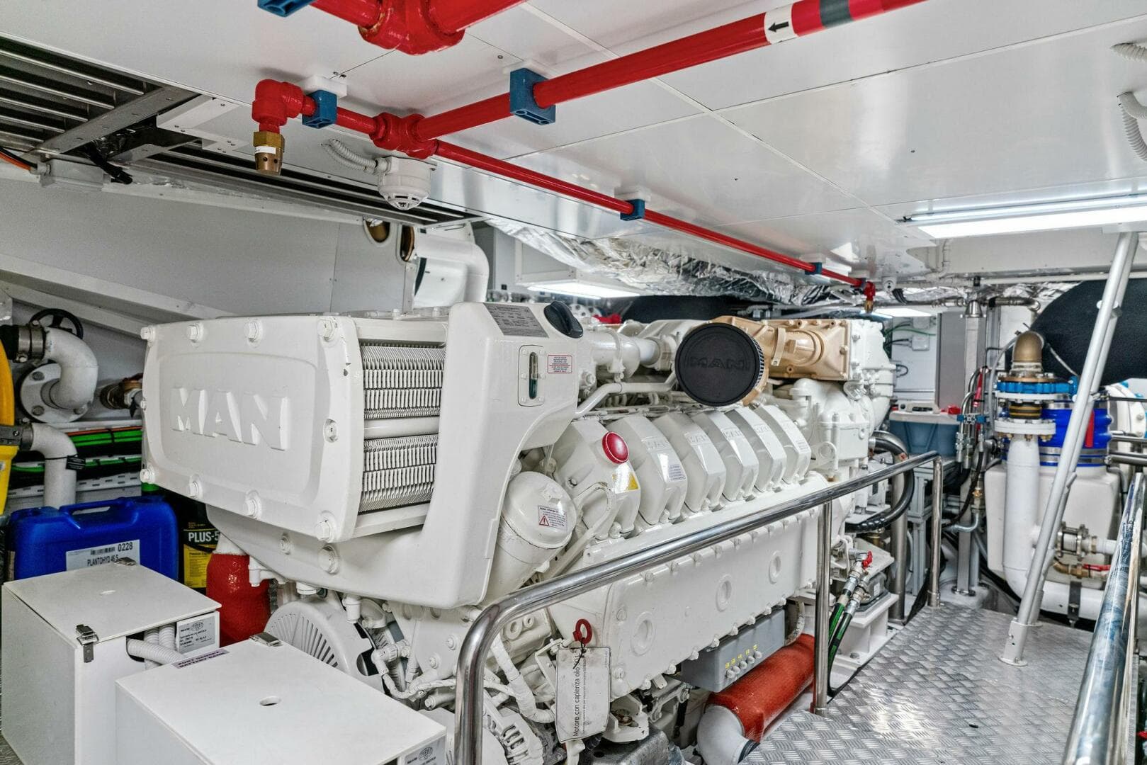 2023 Pershing GTX Motoryacht