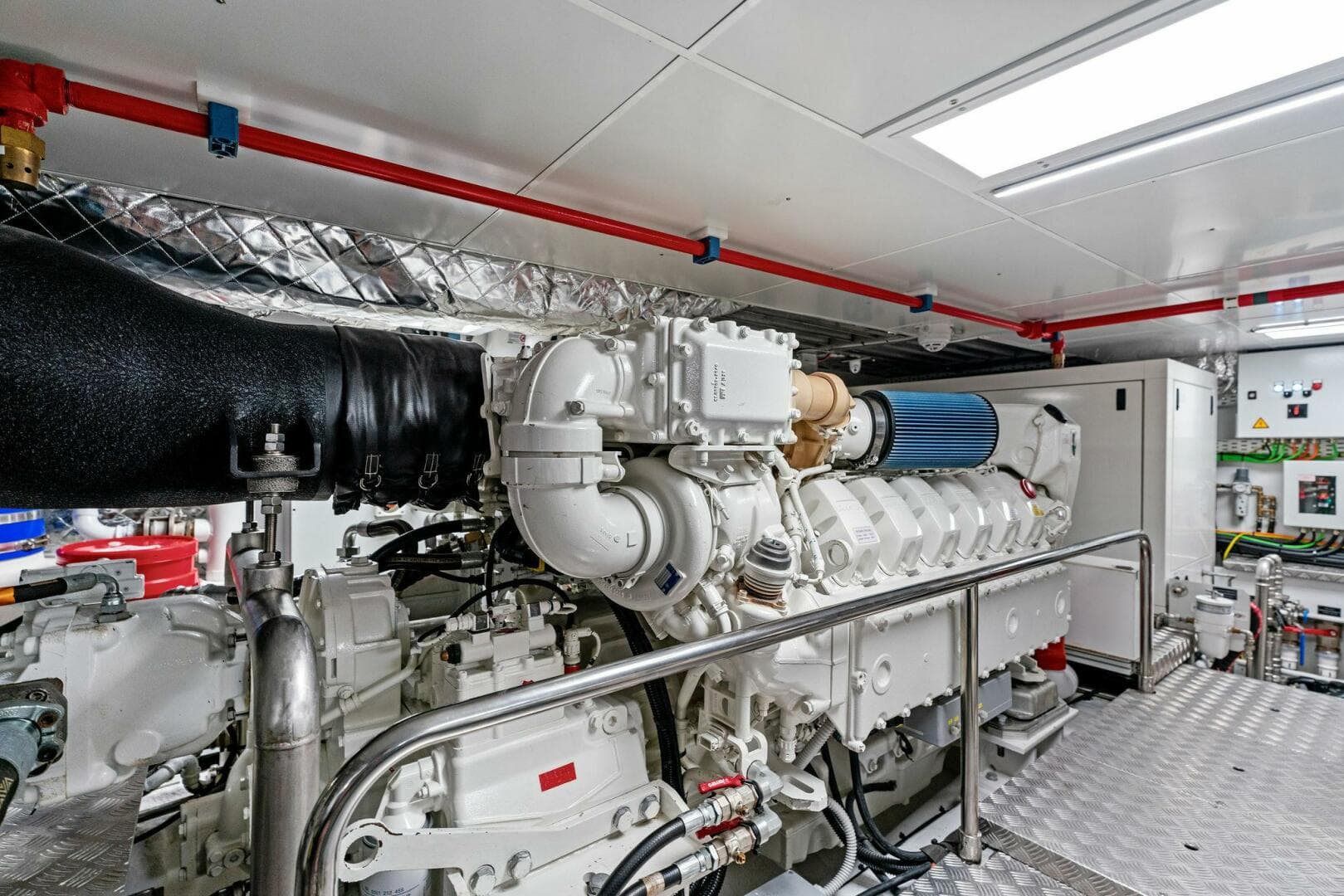 2023 Pershing GTX Motoryacht