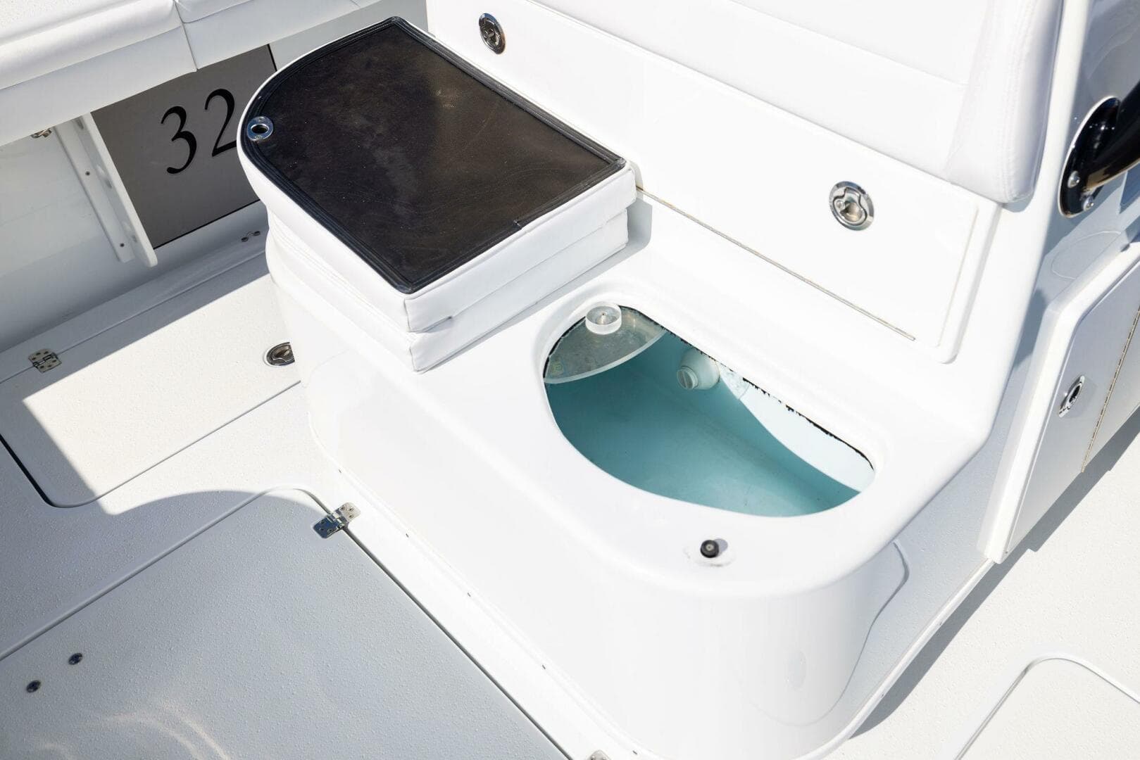 2023 Yellowfin 32 Offshore