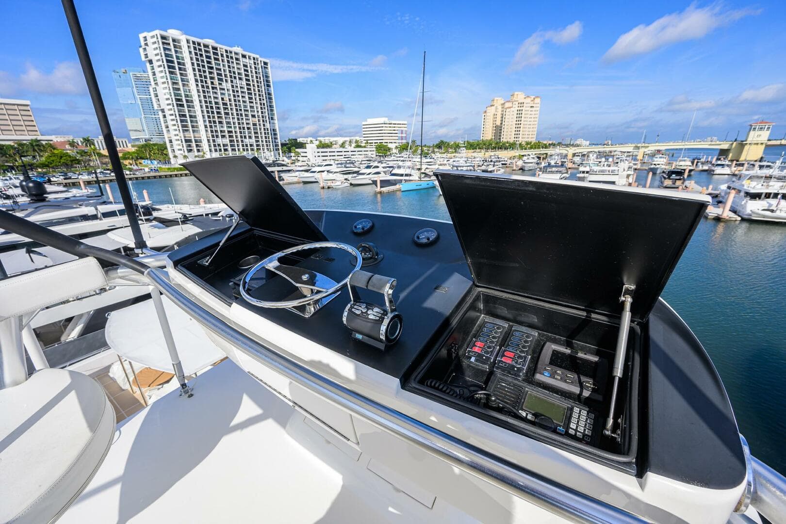 Viking  92 SPECULATOR - Tower Helm