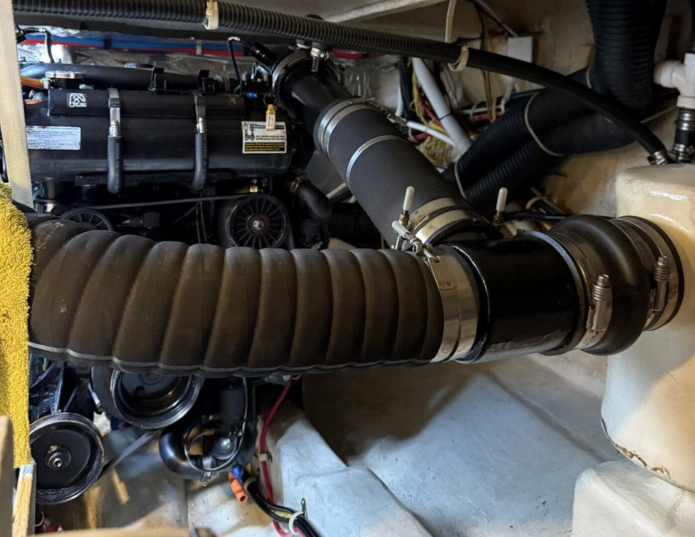 2013 Carver C-34 Command Bridge