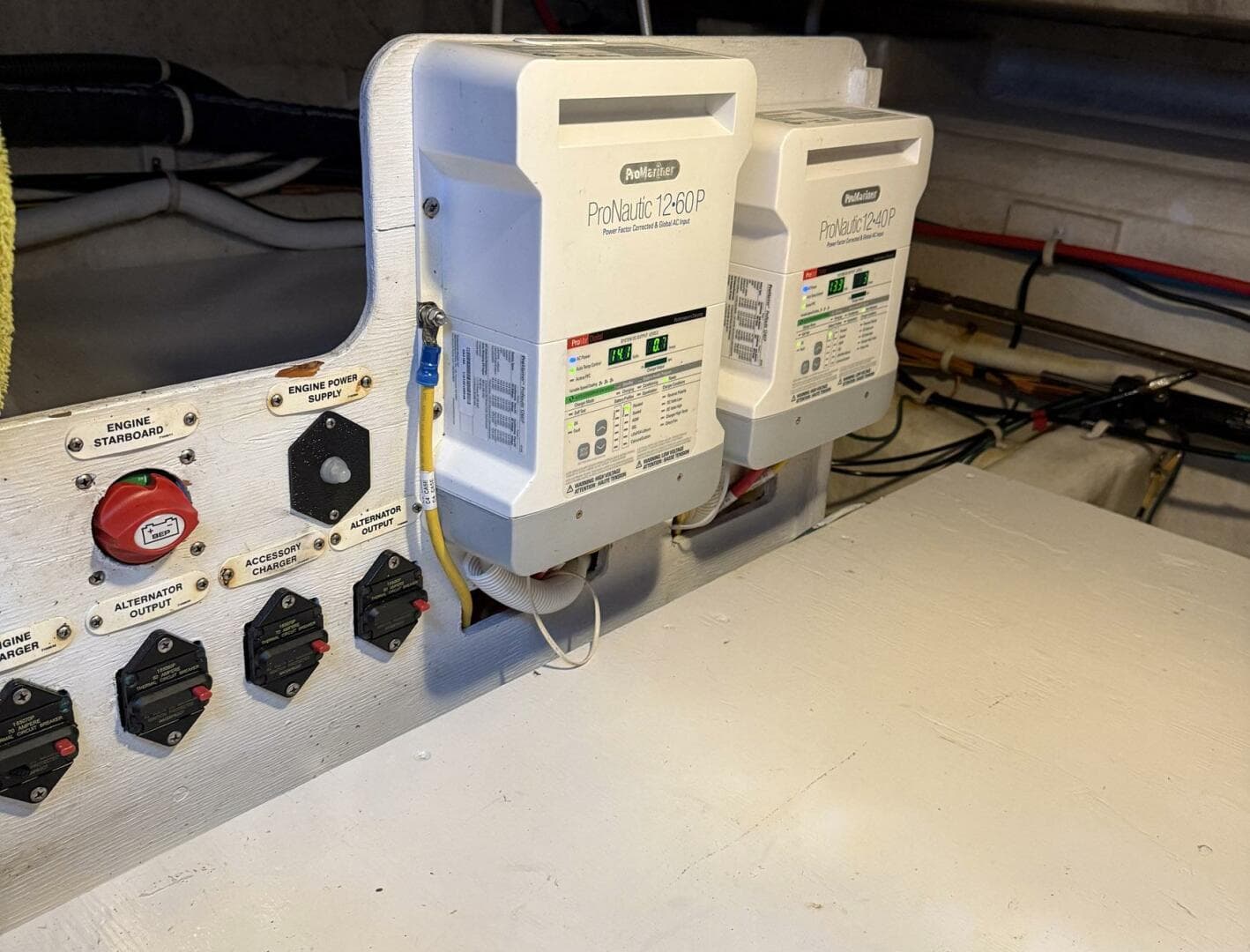 2013 Carver C-34 Command Bridge