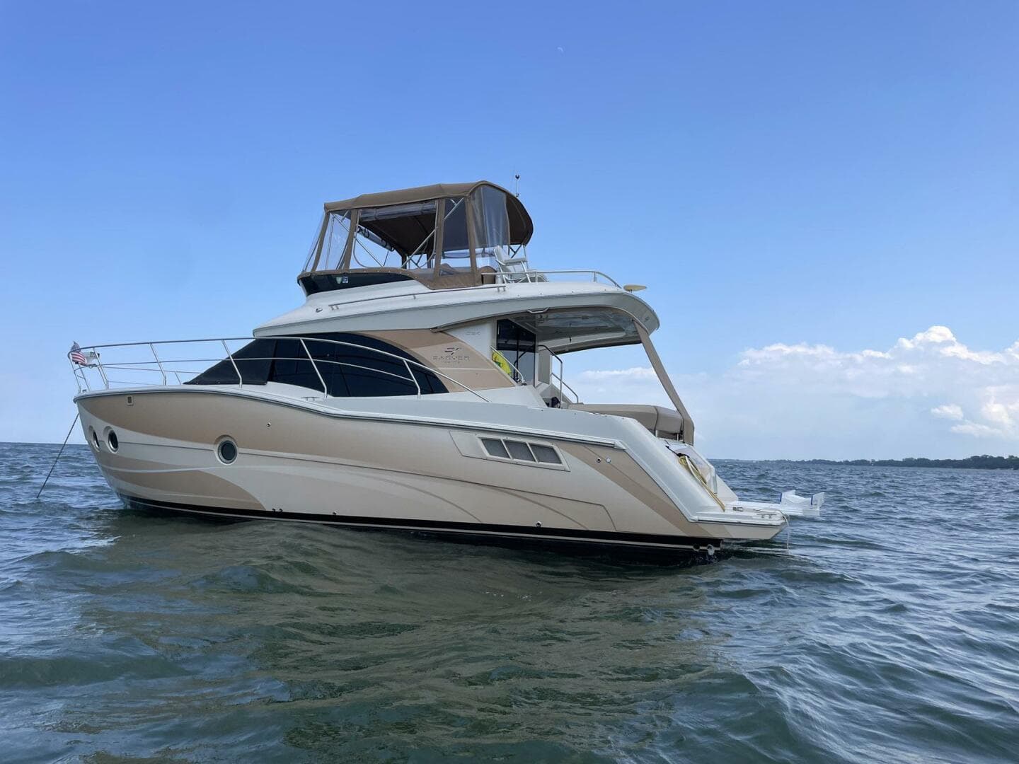 2013 Carver C-34 Command Bridge