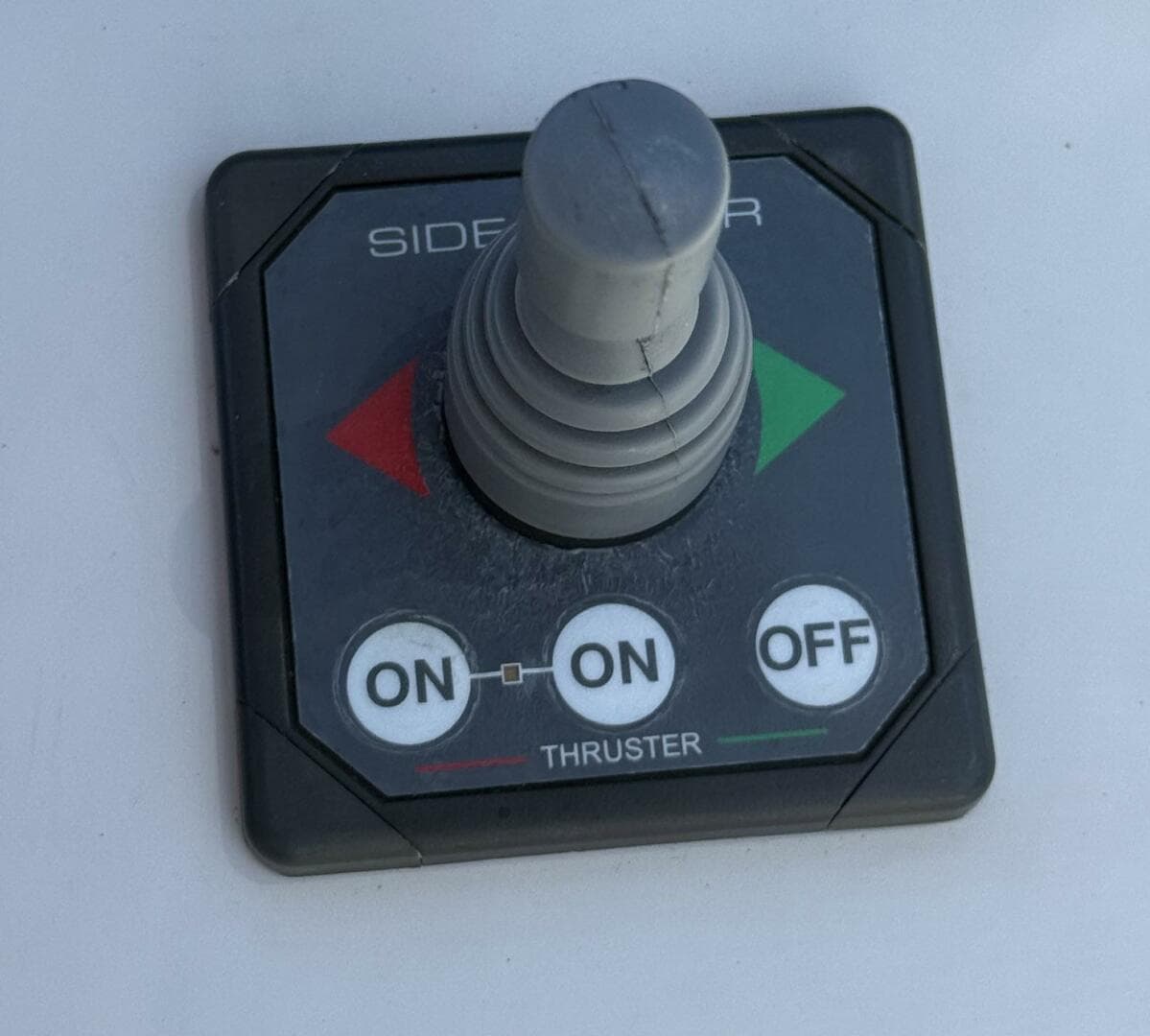 2013 Carver C-34 Command Bridge