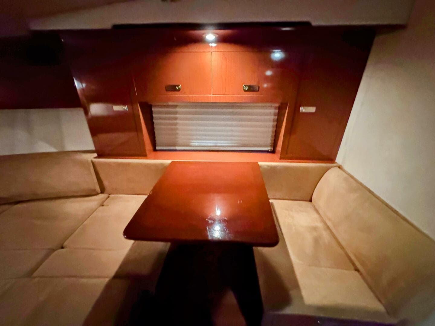 2010 Sea Ray 310 Sundancer