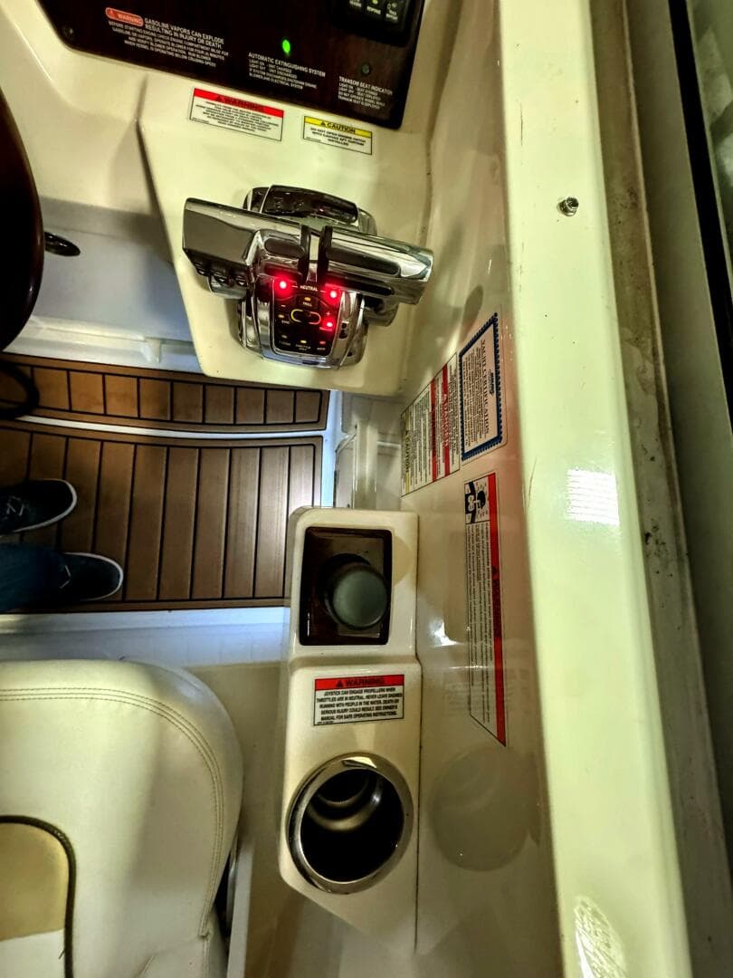 2010 Sea Ray 310 Sundancer