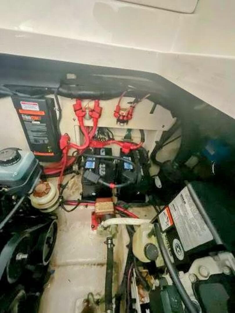 2010 Sea Ray 310 Sundancer