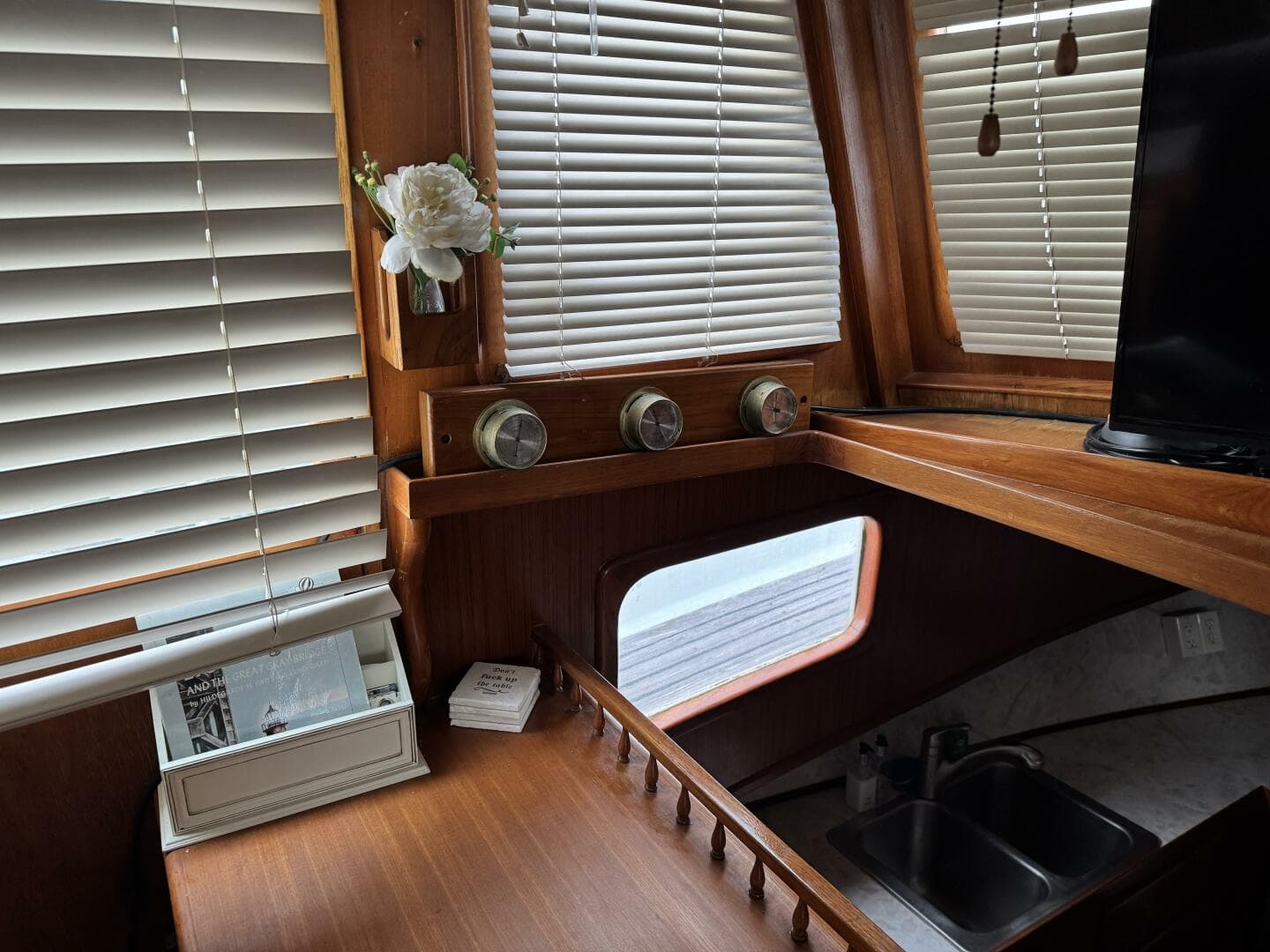 44' Marine Trader Galley Port