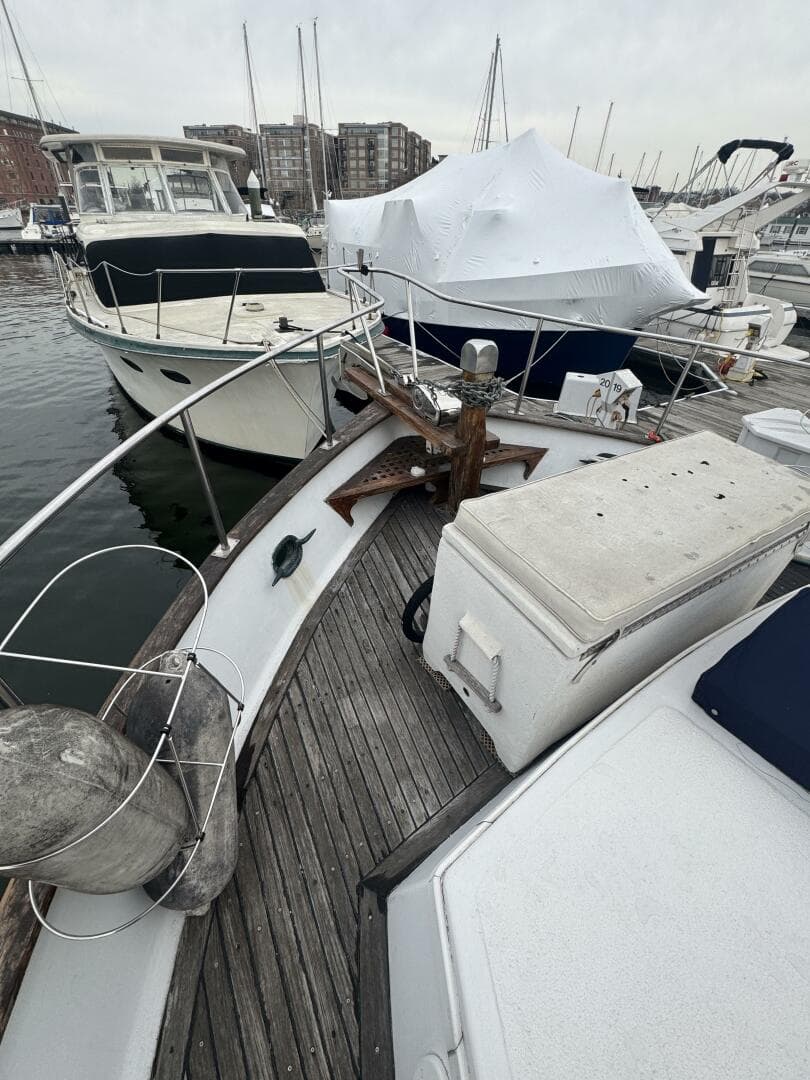 44' Marine Trader Port Bow 
