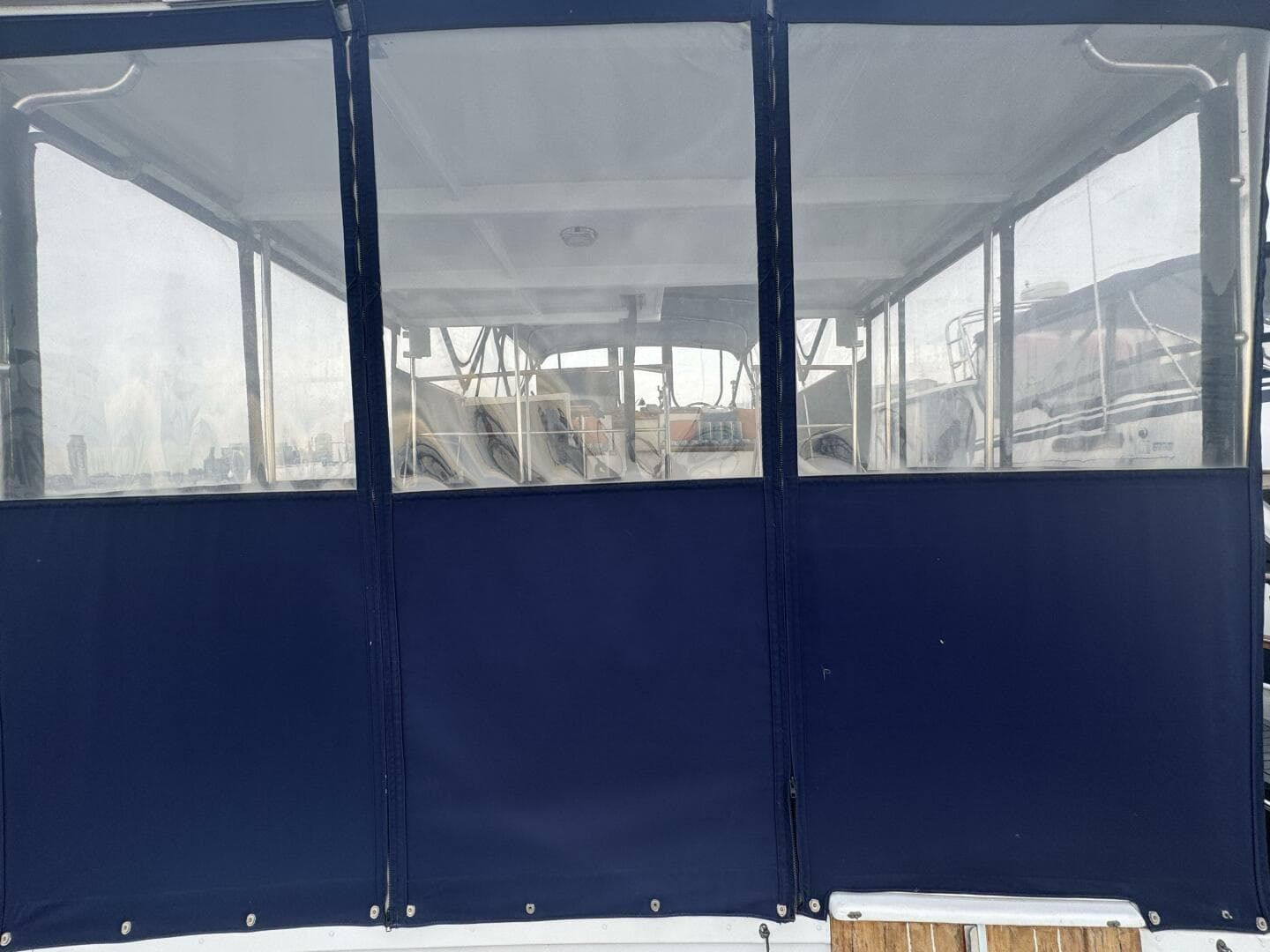44' Marine Trader Trunk Deck Isinglass