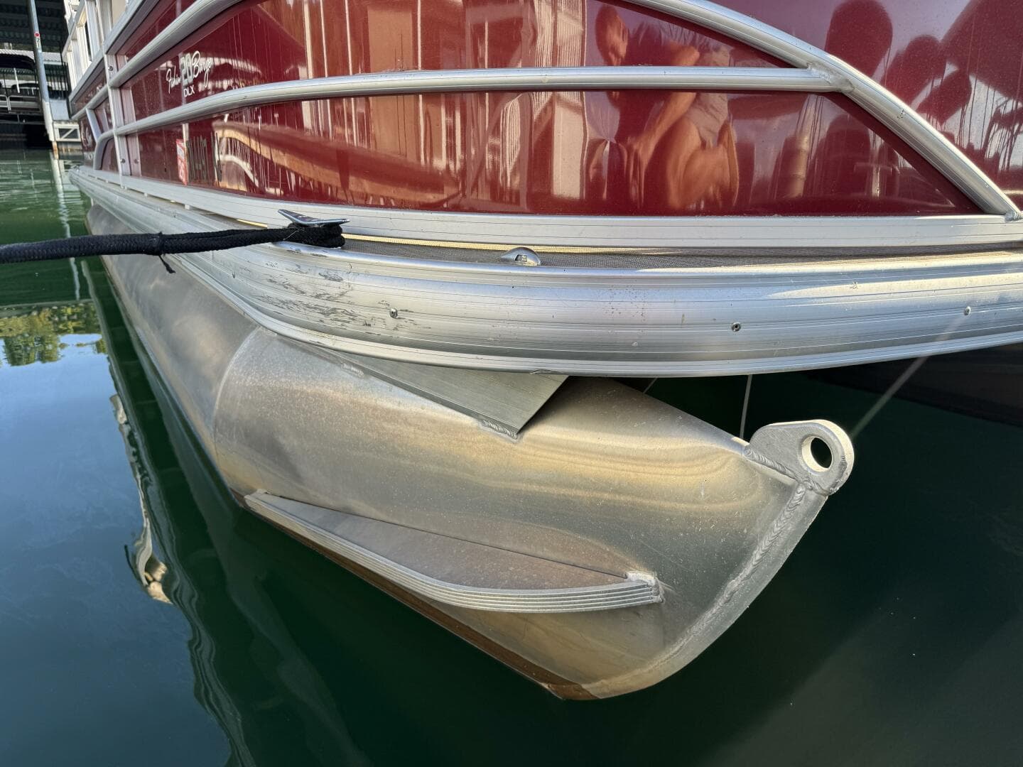 2019 Sun Tracker Fishin' Barge 20DLX