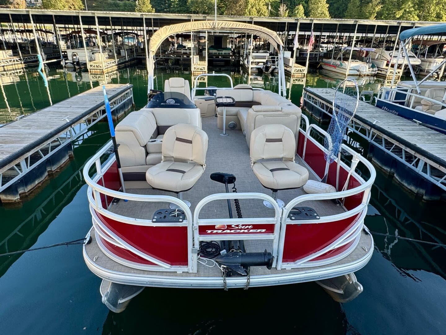 2019 Sun Tracker Fishin' Barge 20DLX