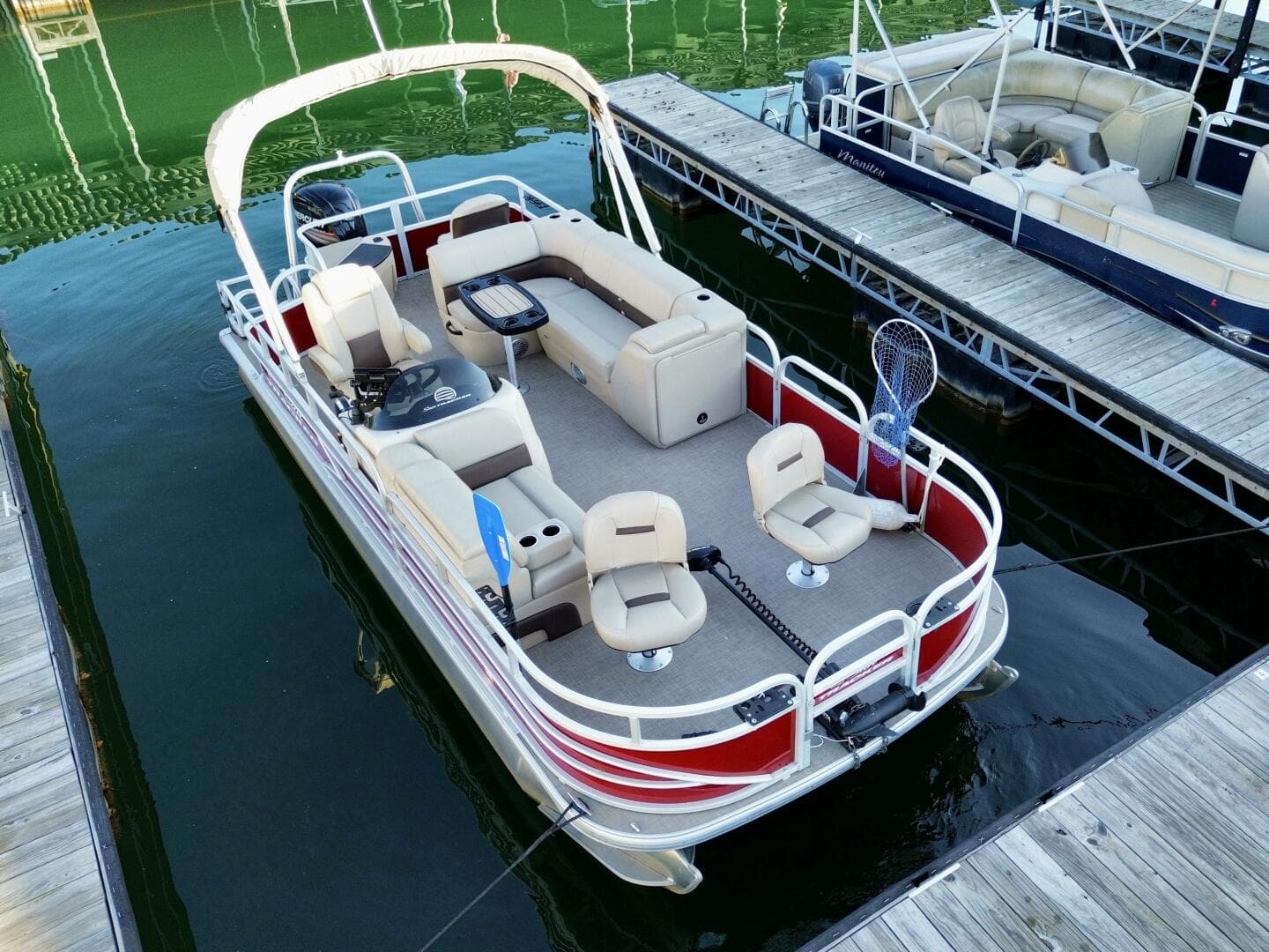 2019 Sun Tracker Fishin' Barge 20DLX