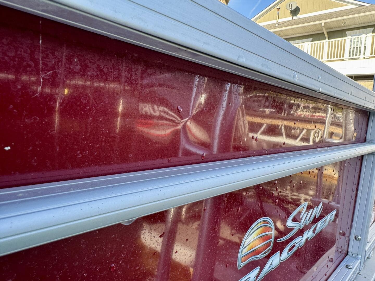 2019 Sun Tracker Fishin' Barge 20DLX