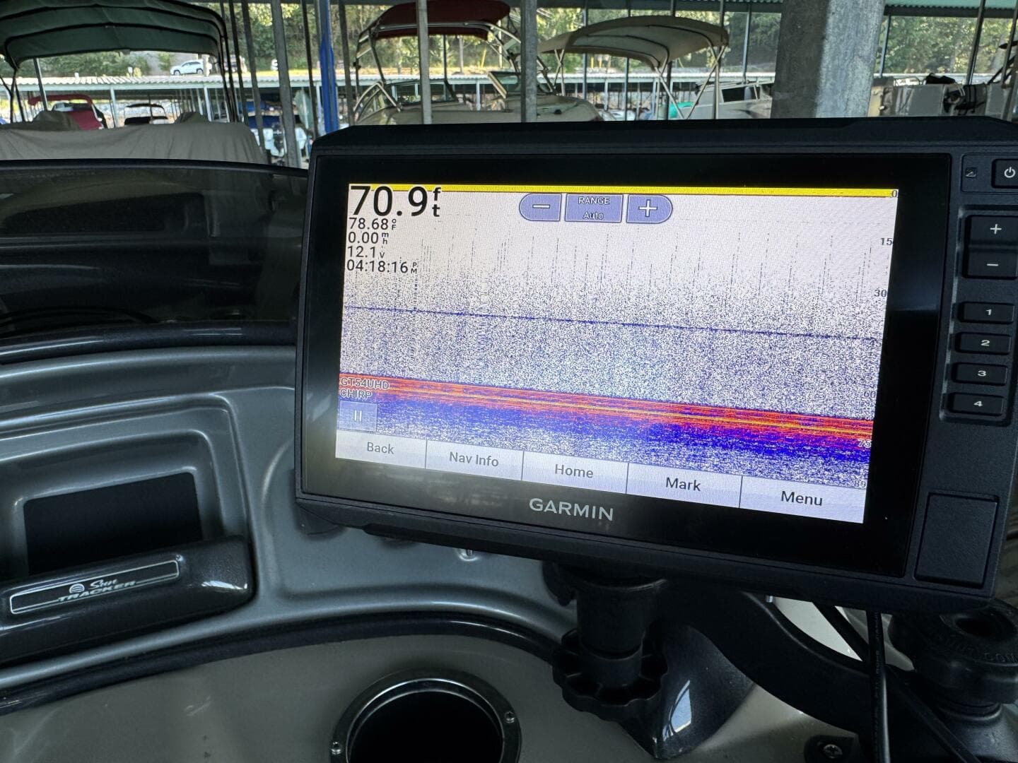 2019 Sun Tracker Fishin' Barge 20DLX