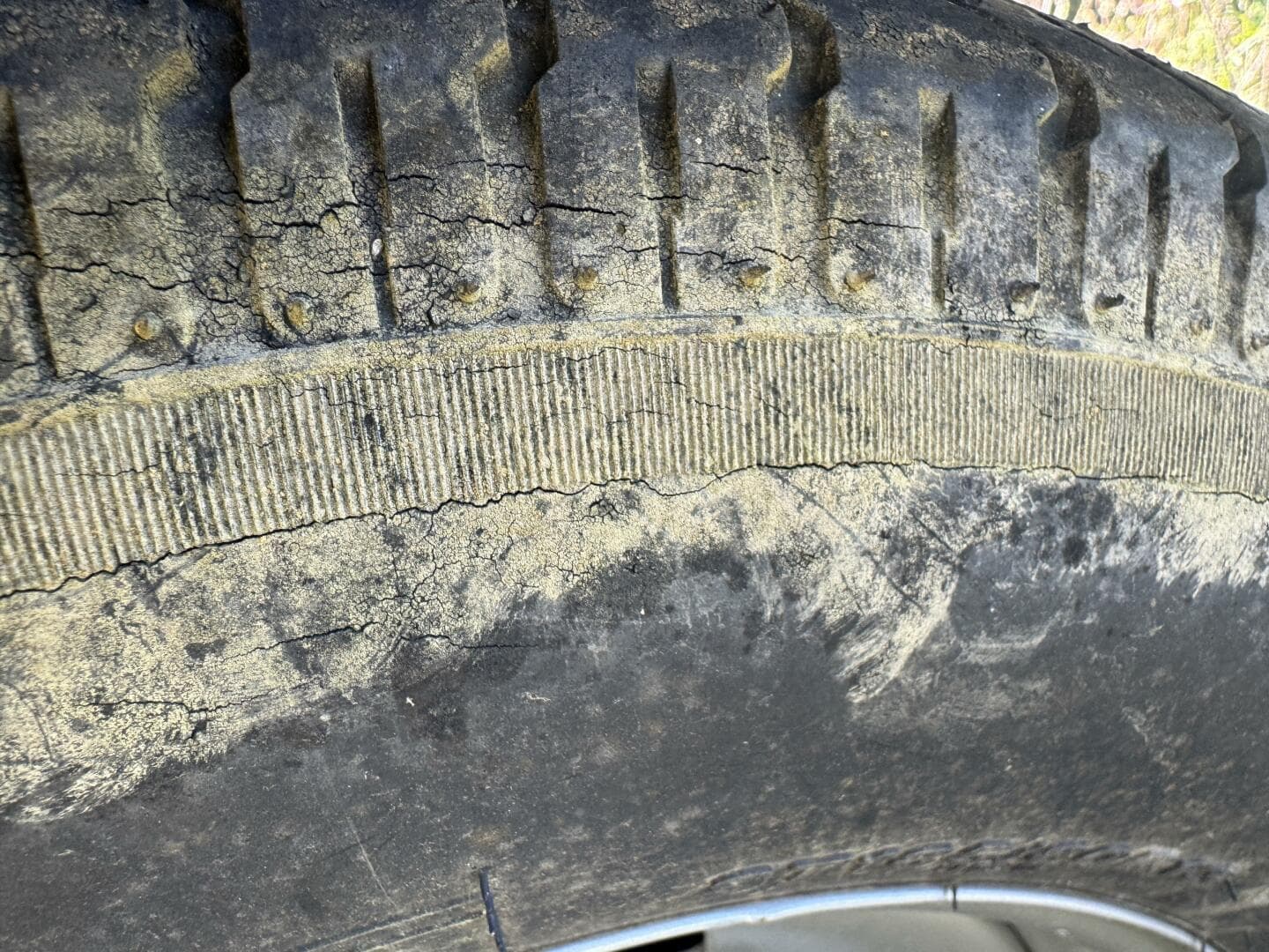 2019 Sun Tracker Fishin' Barge 20DLX