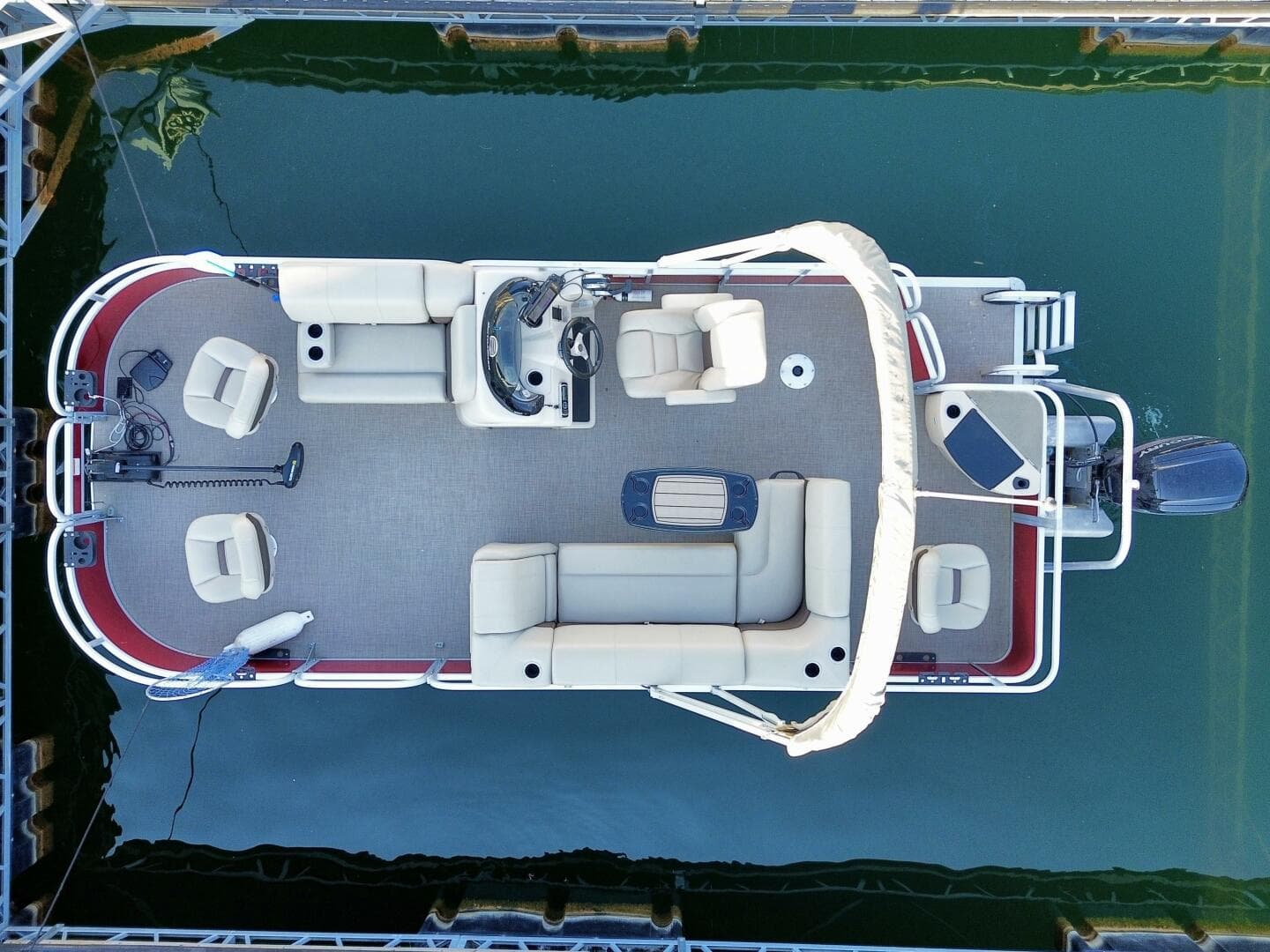 2019 Sun Tracker Fishin' Barge 20DLX