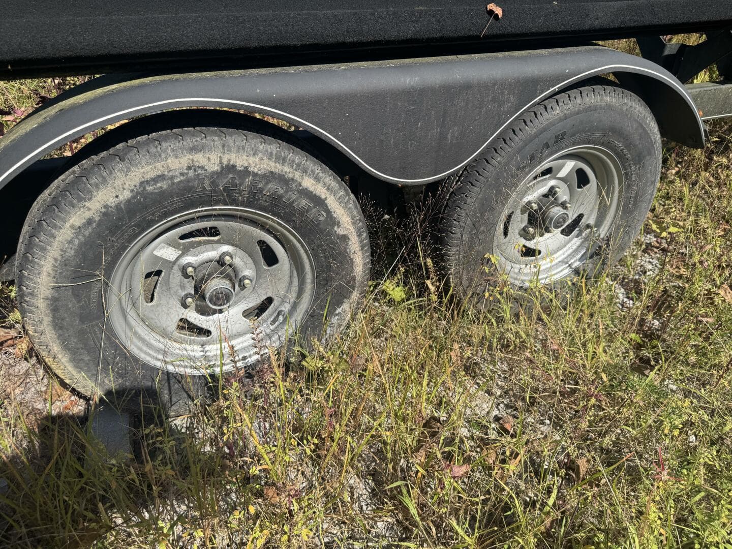 2019 Sun Tracker Fishin' Barge 20DLX